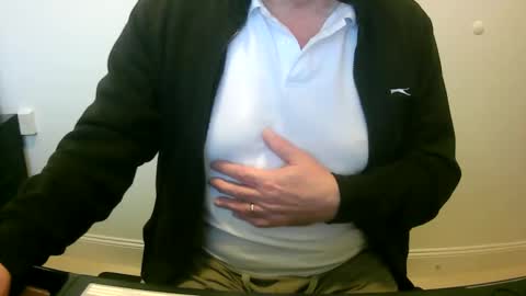 Snapshot of scotti30 chatting on 02-10-26, 09:02 Scott online show from 02-10-26, 09:02