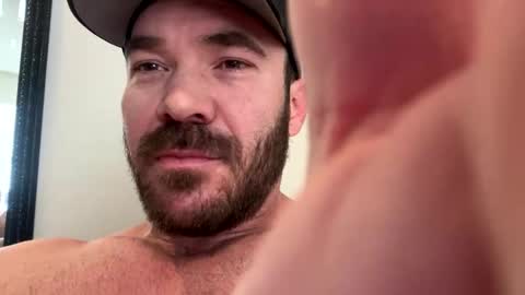 Snapshot of scottmiller2009 chatting on 09-13-25, 03:01 scottmiller2009 online show from 09-13-25, 03:01