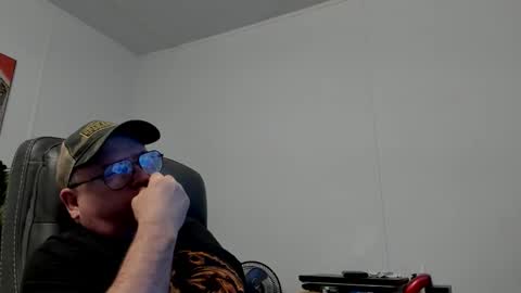 YourBannana1 online show from 03-09-25, 04:27