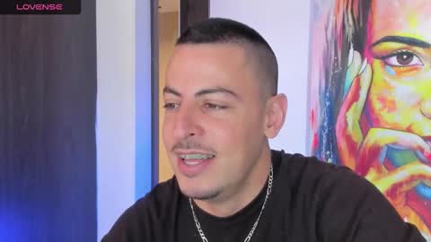 Snapshot of scotty_music chatting on 12-19-25, 04:36 Ricardo online show from 12-19-25, 04:36