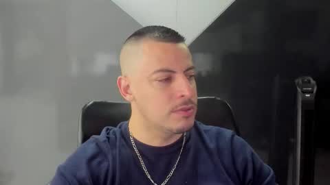 Snapshot of scotty_music chatting on 02-04-26, 12:22 Ricardo online show from 02-04-26, 12:22