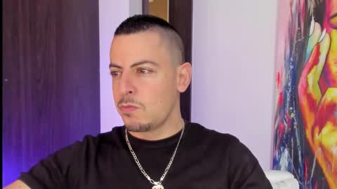 Snapshot of scotty_music chatting on 02-08-26, 02:42 Ricardo online show from 02-08-26, 02:42