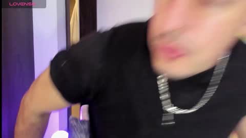 Snapshot of scotty_music chatting on 02-15-26, 04:14 Ricardo online show from 02-15-26, 04:14