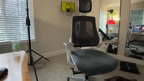 Scotty online show from 12-04-25, 05:54