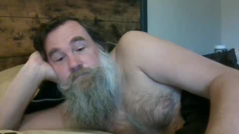 Snapshot of scottybobbit chatting on 05-26-26, 12:45 Scott online show from 05-26-26, 12:45