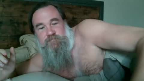 Snapshot of scottybobbit chatting on 05-31-26, 05:42 Scott online show from 05-31-26, 05:42