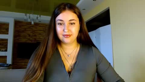 Snapshot of sea_cocktail chatting on 11-03-25, 08:04 Elizabeth  online show from 11-03-25, 08:04