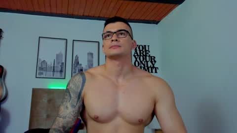 Snapshot of sean_carrera69 chatting on 12-10-24, 11:11 Sean Carrera online show from 12-10-24, 11:11