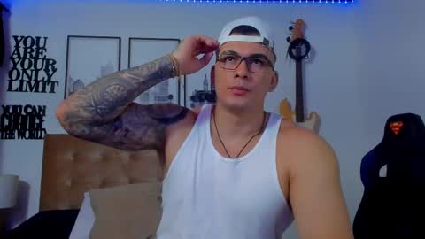 Snapshot of sean_carrera69 chatting on 10-29-25, 05:14 Sean Carrera online show from 10-29-25, 05:14