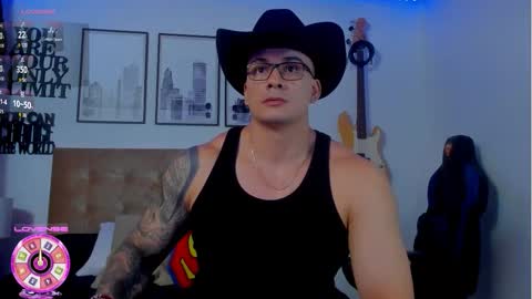 Snapshot of sean_carrera69 chatting on 11-16-25, 02:06 Sean Carrera online show from 11-16-25, 02:06