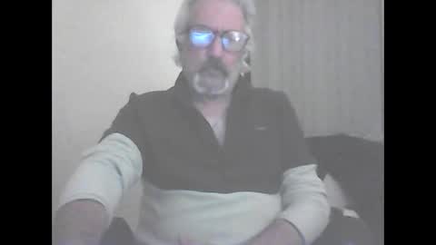 seantheflyer online show from 10-04-25, 09:57