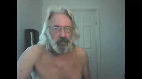 seantheflyer online show from 05-25-26, 01:06