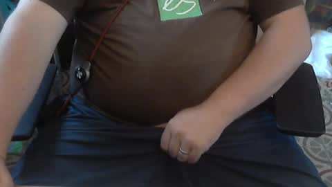 Snapshot of seathrough chatting on 10-16-25, 07:20 Falco J online show from 10-16-25, 07:20