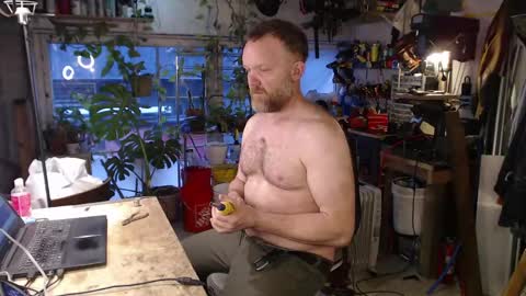 Seattlemanwhore online show from 04-19-26, 02:05