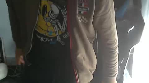 Snapshot of seba881975 chatting on 09-27-25, 09:03 Sba Fr online show from 09-27-25, 09:03