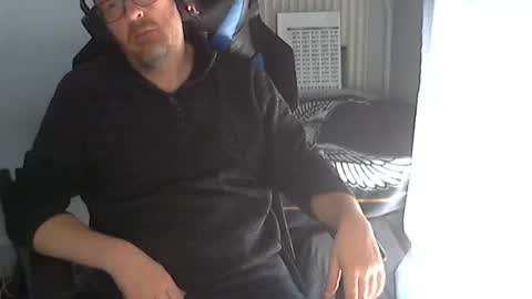 Snapshot of seba881975 chatting on 10-11-25, 11:42 Sba Fr online show from 10-11-25, 11:42