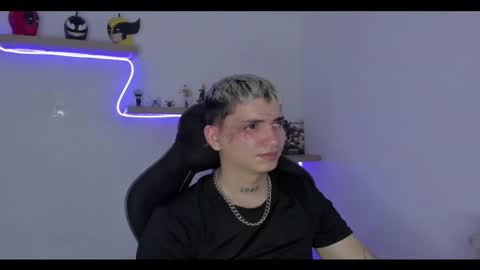 Snapshot of sebas__23 chatting on 11-08-25, 05:07 Sebastin online show from 11-08-25, 05:07