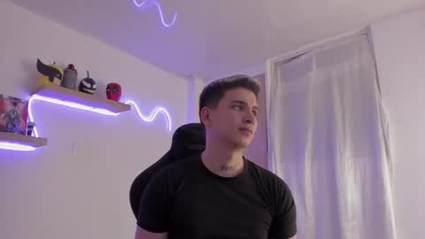 Sebastin online show from 12-22-25, 11:13