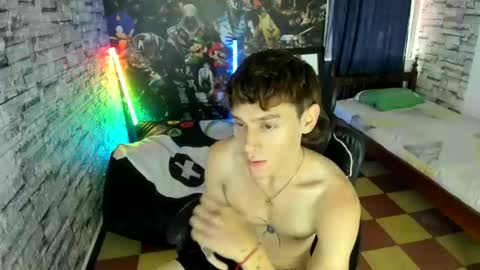 Snapshot of sebas_jusa chatting on 06-08-26, 01:00 sebas jusa online show from 06-08-26, 01:00