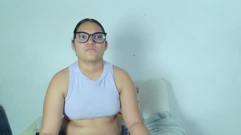 Snapshot of sebas_n_aly chatting on 05-26-26, 03:02 ely online show from 05-26-26, 03:02