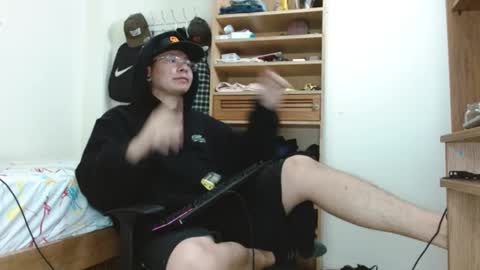 Sebas online show from 02-18-25, 11:41