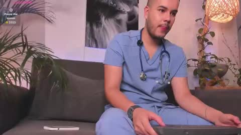 Snapshot of sebastian_foxxxx chatting on 03-04-26, 12:05 Sebastian foxxxx online show from 03-04-26, 12:05