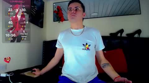 Snapshot of sebastian_loaiza chatting on 11-02-25, 07:49 Sebastian online show from 11-02-25, 07:49