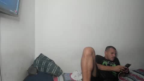 Snapshot of sebastianp13 chatting on 12-16-24, 07:15 sebatian palacios online show from 12-16-24, 07:15