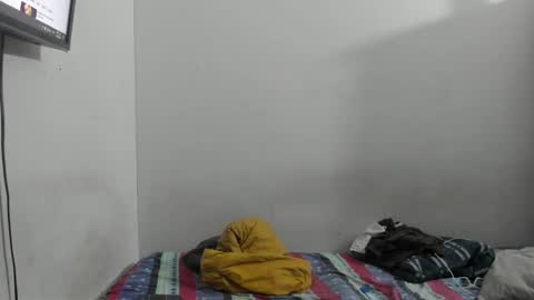 Snapshot of sebastianp13 chatting on 01-07-25, 06:59 sebatian palacios online show from 01-07-25, 06:59