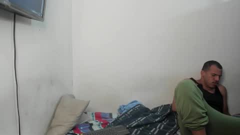 Snapshot of sebastianp13 chatting on 01-09-25, 07:10 sebatian palacios online show from 01-09-25, 07:10