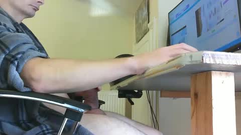 sebastianspalding450 online show from 11-18-25, 10:41