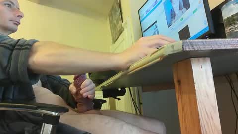 sebastianspalding450 online show from 11-19-25, 10:04