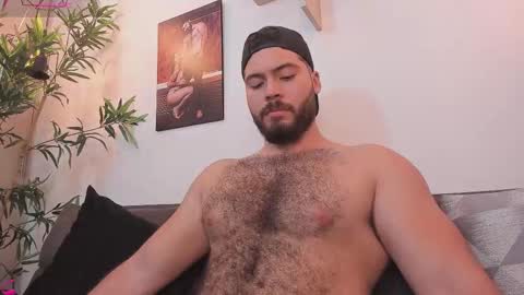 Instagram jeanpaulfit  online show from 12-04-25, 11:24