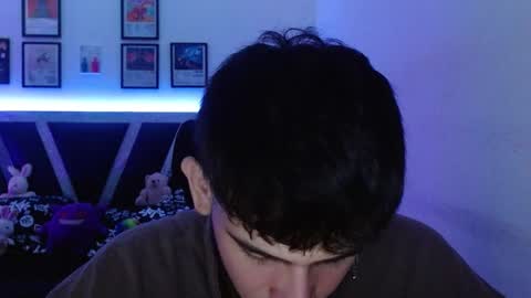 Snapshot of sebasxxl12 chatting on 10-11-25, 01:53 Sebas online show from 10-11-25, 01:53