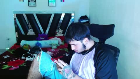 Snapshot of sebasxxl12 chatting on 05-11-26, 09:12 Sebas online show from 05-11-26, 09:12