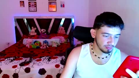 Snapshot of sebasxxl12 chatting on 05-23-26, 07:40 Sebas online show from 05-23-26, 07:40