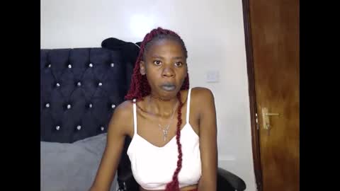 Snapshot of sebatrishaa chatting on 10-13-25, 04:07 sebatrishaa online show from 10-13-25, 04:07