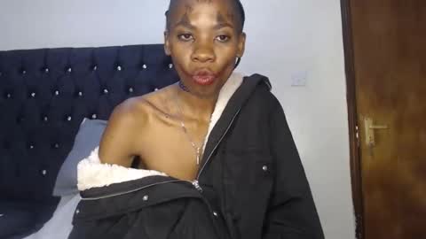 Snapshot of sebatrishaa chatting on 10-31-25, 05:25 sebatrishaa online show from 10-31-25, 05:25