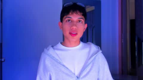 Sebastian online show from 04-17-26, 04:37