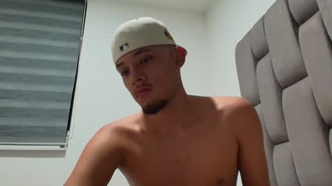 Snapshot of sebolaz chatting on 01-04-25, 06:52 ryan miller online show from 01-04-25, 06:52