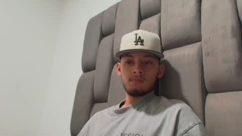 Snapshot of sebolaz chatting on 01-12-25, 05:56 ryan miller online show from 01-12-25, 05:56