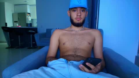 Snapshot of sebolaz chatting on 09-25-25, 04:16 ryan miller online show from 09-25-25, 04:16