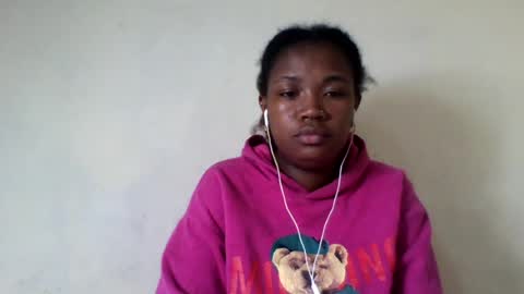 Snapshot of secil3274 chatting on 07-12-26, 08:11 secil3274 online show from 07-12-26, 08:11