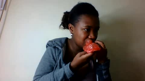Snapshot of secil3274 chatting on 07-24-26, 09:29 secil3274 online show from 07-24-26, 09:29