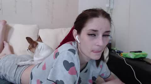 Anna online show from 05-17-26, 09:06