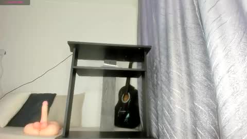 Snapshot of secret_daniell1 chatting on 05-22-26, 11:05 Daniela online show from 05-22-26, 11:05