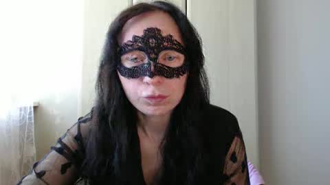 Snapshot of secret_elly chatting on 04-23-26, 08:57 Elly online show from 04-23-26, 08:57