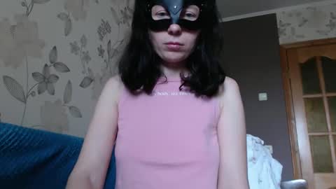 Snapshot of secret_elly chatting on 05-22-26, 10:32 Elly online show from 05-22-26, 10:32