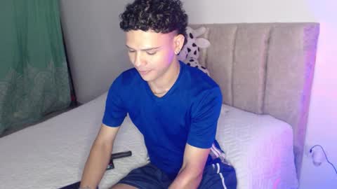 Snapshot of secret_justin chatting on 11-27-25, 03:30 JUSTIN online show from 11-27-25, 03:30