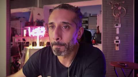 Secret Lovers online show from 01-18-26, 08:01